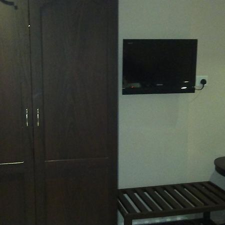 Hotel Sea Palace Kollam Esterno foto