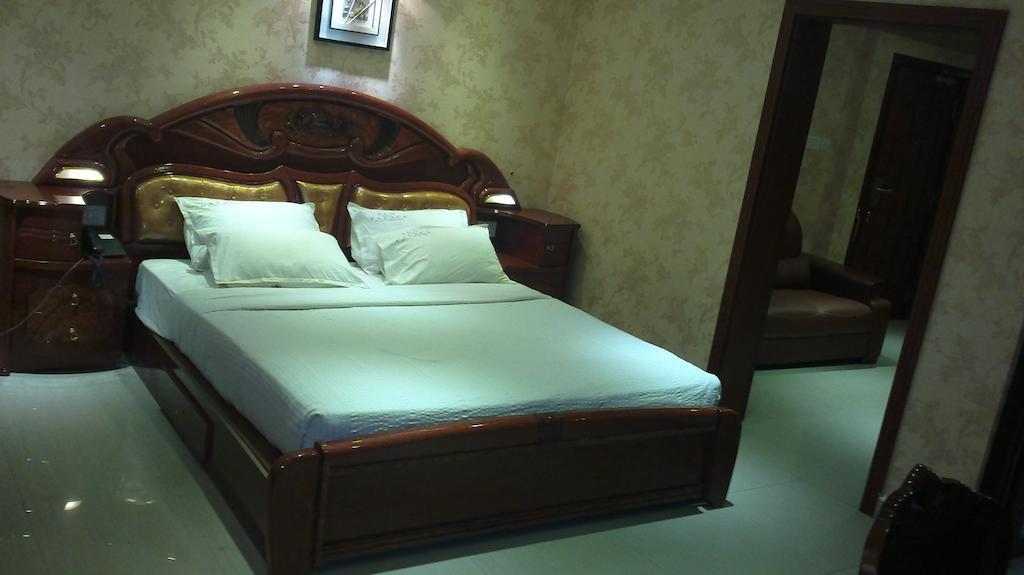 Hotel Sea Palace Kollam Camera foto